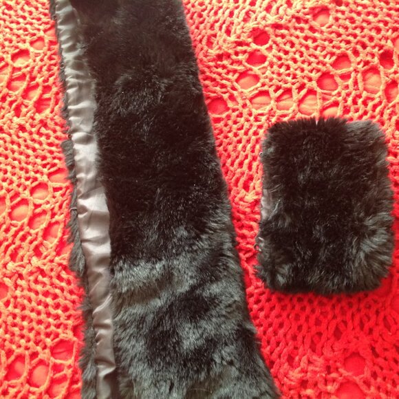 7-Piece Lot Vintage Faux Fur for Wearing, Repairing Or Crafting - Picture 3 of 8